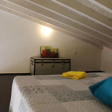 Living Downtown Apartment *